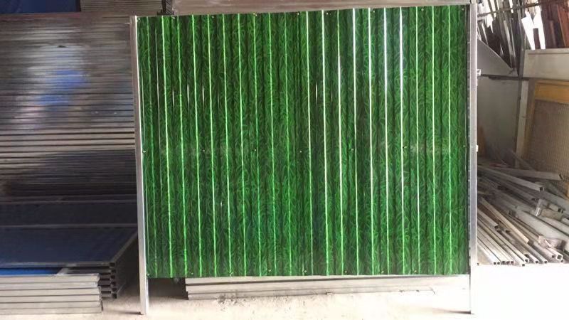 柞水小草板面临时围挡